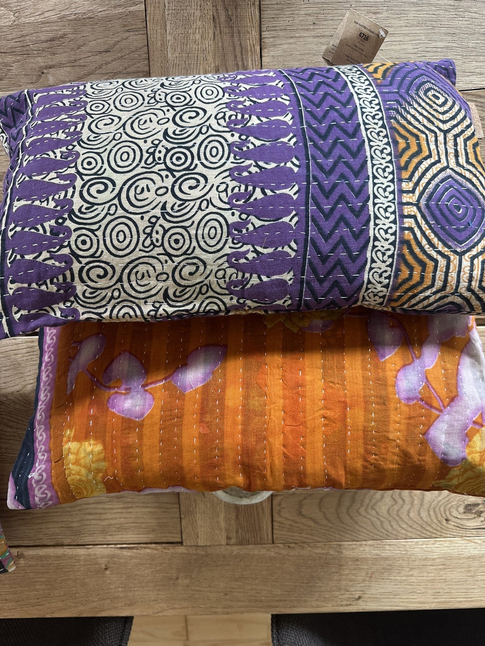 Kantha Duo 03 – 2 Sari pudebetræk 30×50 – Quote Copenhagen